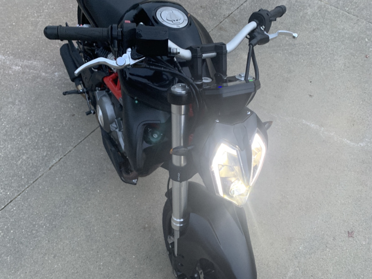 2020 Benelli 302S
